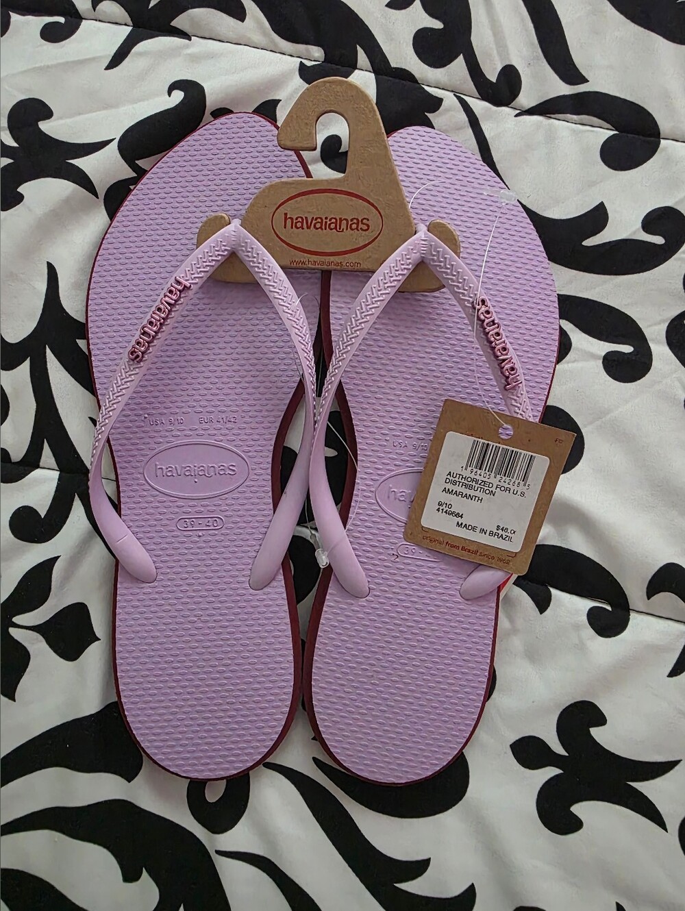 Havaianas Slim Flip Flops in Light Lavender